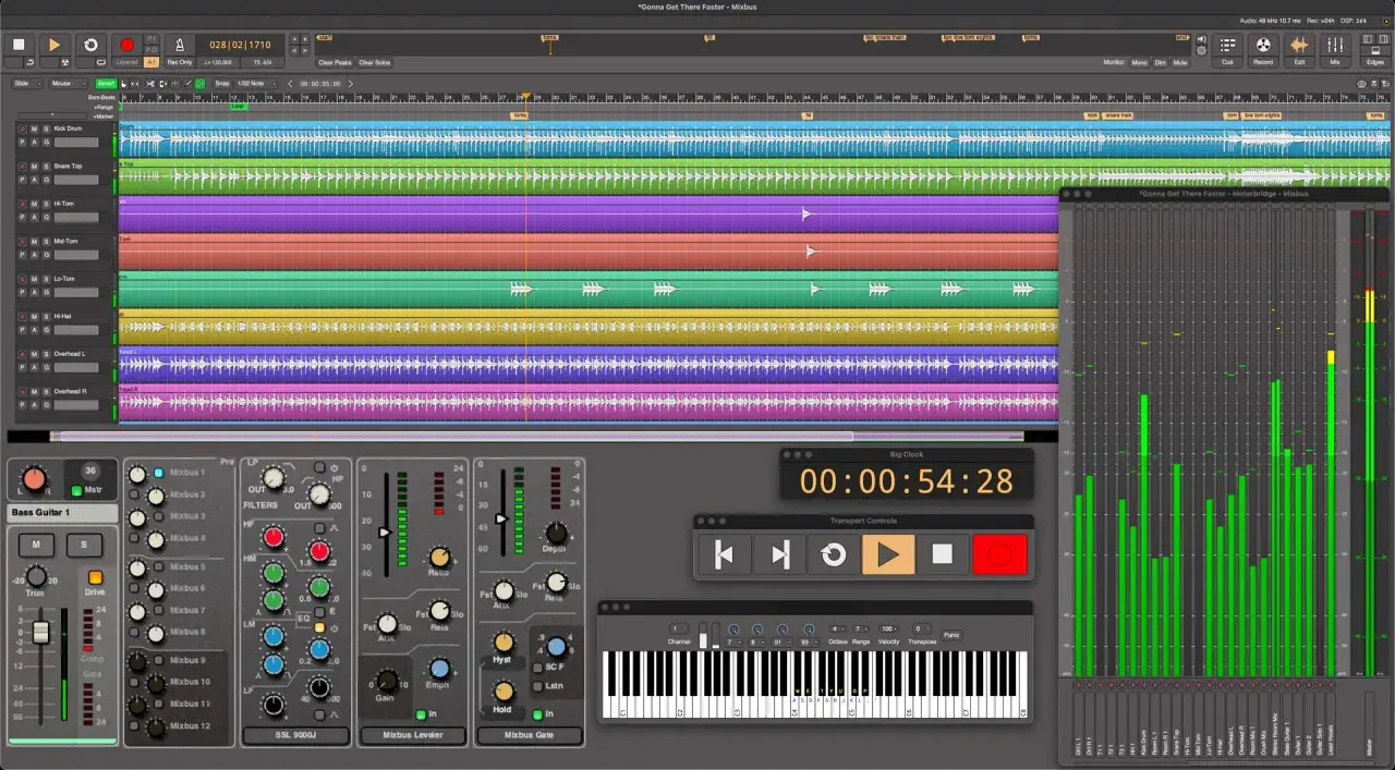 Interface d'un logiciel séquenceur gratuit affichant des pistes audio et des contrôles de mixage.