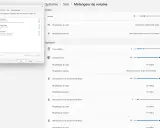 Fenêtre du mélangeur de volume de Windows 11, ajustant le mixage stéréo et les périphériques d'entrée/sortie pour les applications.