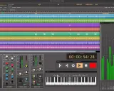 Interface d'un logiciel séquenceur gratuit affichant des pistes audio et des contrôles de mixage.