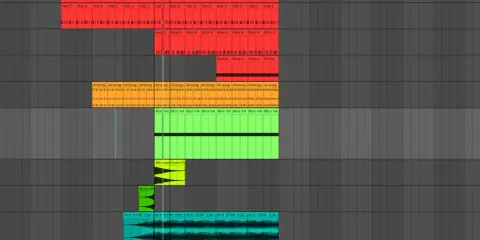 Composition d'une piste techno : kicks, hats, snares, synthés analogiques et effets sonores.