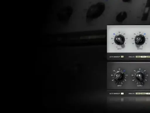 Deux émulateurs de compresseur CLA-76, l'un bleu, l'autre gris, avec leurs potentiomètres et vu-mètres.
