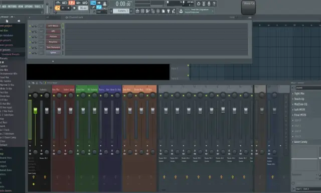Interface de FL Studio pour un tuto : vue du mixeur avec des pistes nommées (Submix, Vox Mix, etc.) et des plugins.