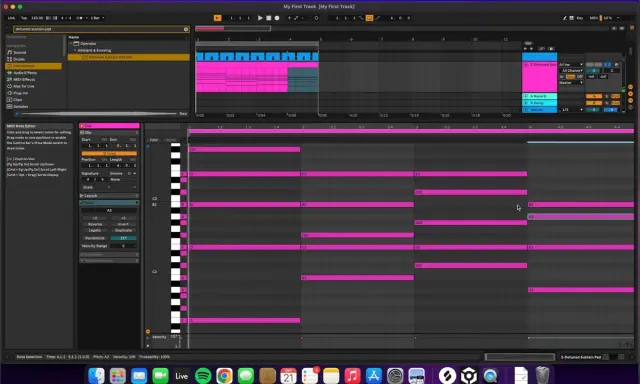 Tuto Ableton Live 11 : création d'une mélodie avec des notes roses dans l'éditeur MIDI.