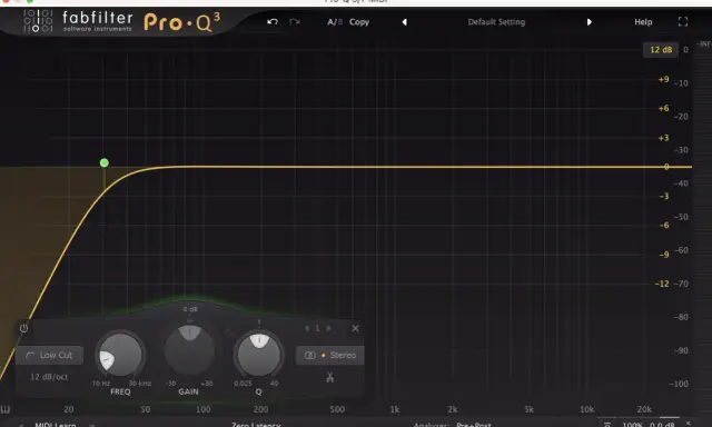 Égaliseur FabFilter Pro-Q 3 avec un filtre coupe bas actif, réduisant les fréquences graves.